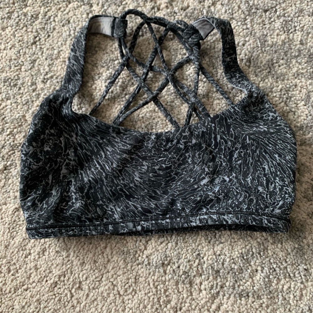 Lululemon Free to Be Bra, print, size 4